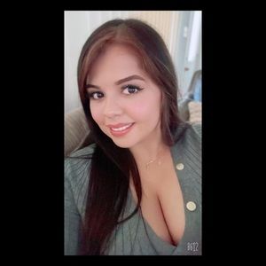 Meet your Posher, Damaris